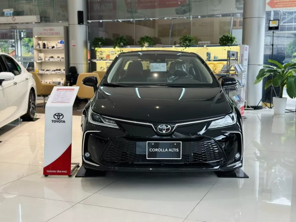 Toyota Altis 2024