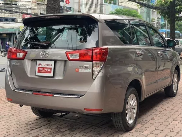 Toyota Innova 2.0E Mt 2019 - Xe Qua Sử Dụng