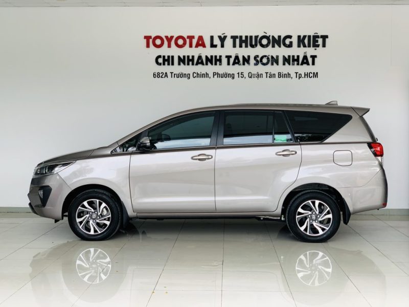 Toyota Innova 2.0G 2020