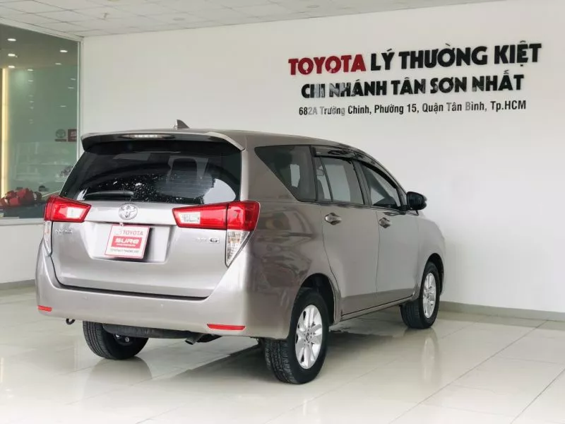 Toyota Innova 2.0G 2018