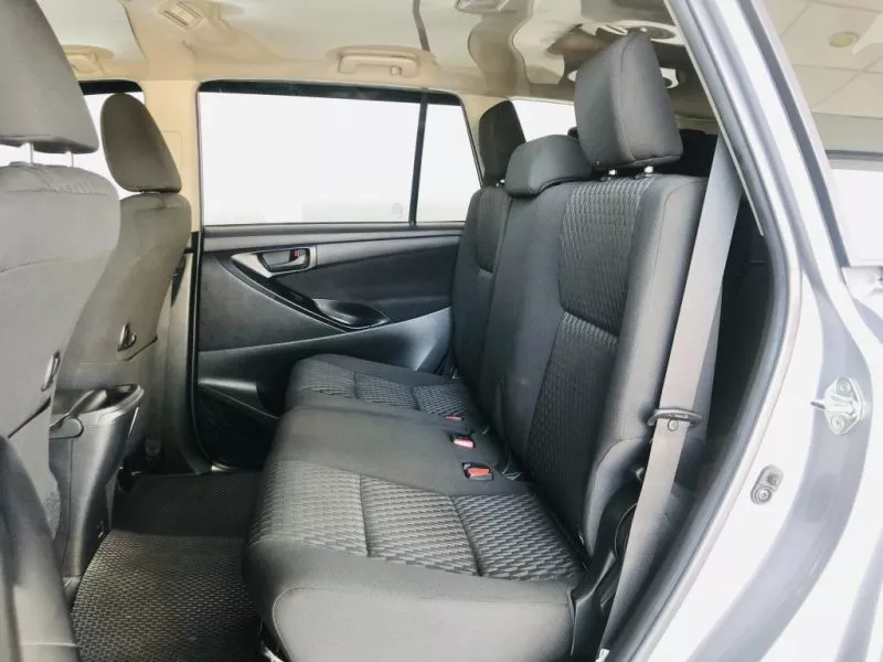 Toyota Innova 2.0E 2019