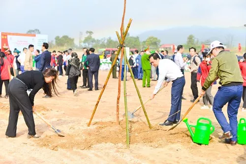 “Tết Trồng Cây Đời Đời Nhớ Ơn Bác Hồ” Mừng Xuân Giáp Thìn 2024