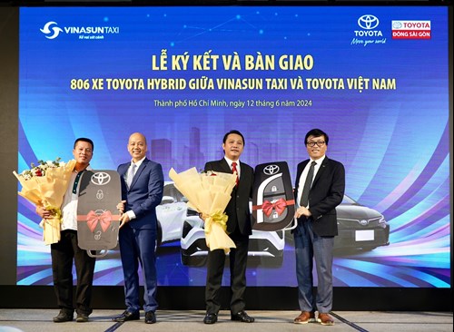 Lễ Ra Mắt Dịch Vụ Taxi Hybrid Đầu Tiên Tại Việt Nam &Amp; Dự Án Hợp Tác Chiến Lược Giữa Toyota Và Vinasun