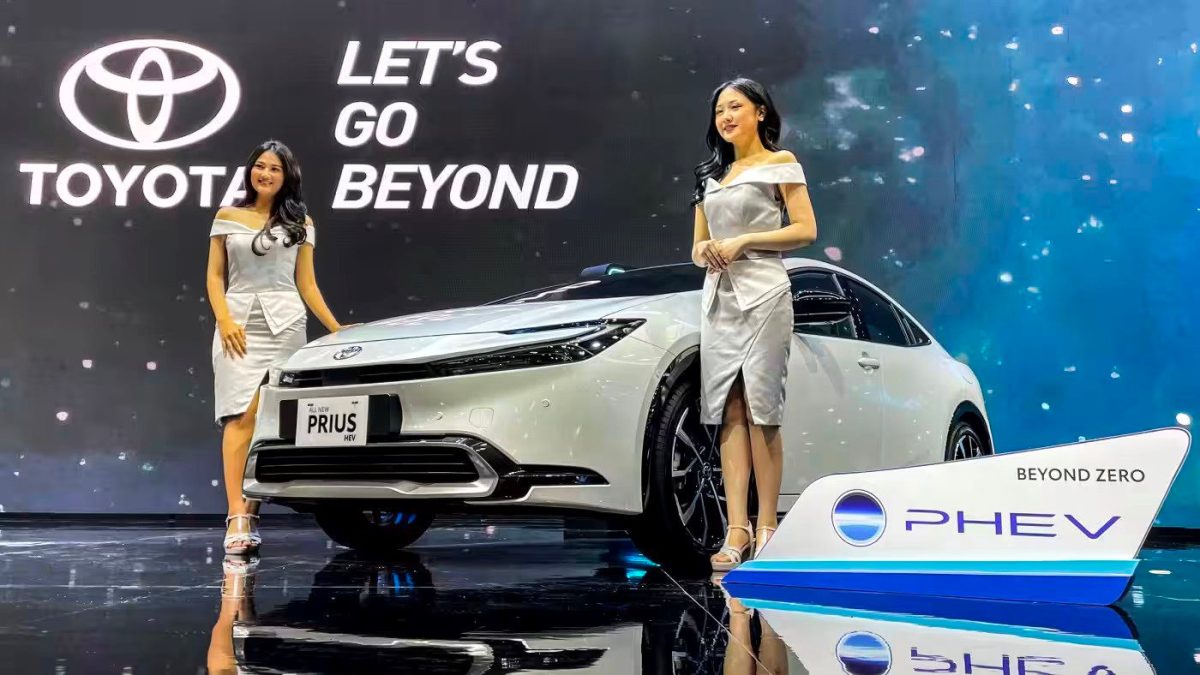 Read more about the article Lo ngại đối thủ Trung Quốc xâm chiếm ‘thành trì’ lâu năm, Toyota toàn lực đẩy mạnh dòng xe ‘ngựa ô’ tại thị trường ô tô lớn nhất Đông Nam Á