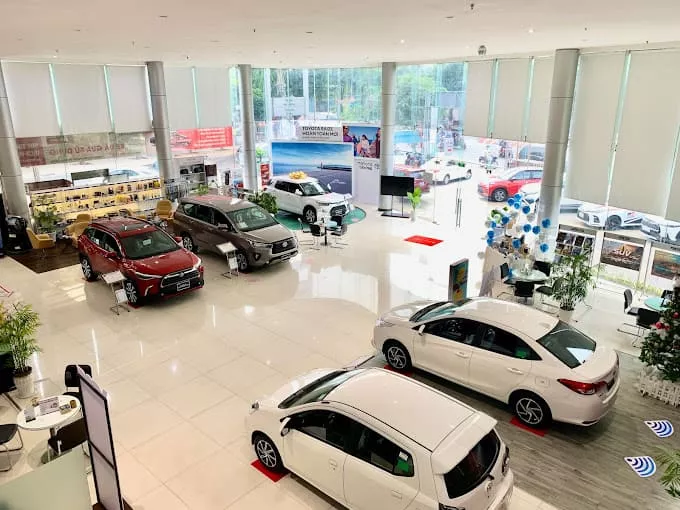 Showroom Toyota Tân Phú