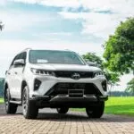 Toyota Việt Nam Chính Thức Giới Thiệu Fortuner 2020 Và Áp Dụng Mức Giá Bán Lẻ Mới Cho Mẫu Xe Toyota Rush